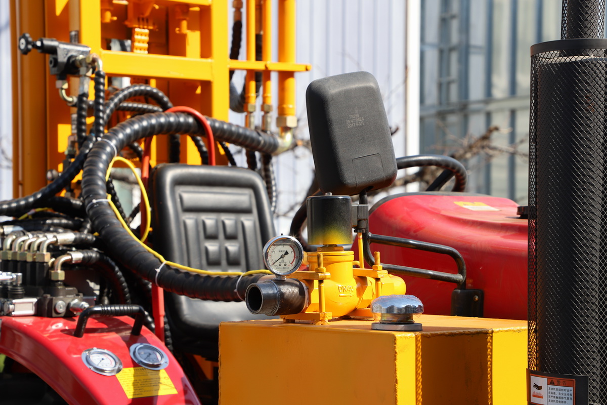 TQZ-260拖拉機氣鉆