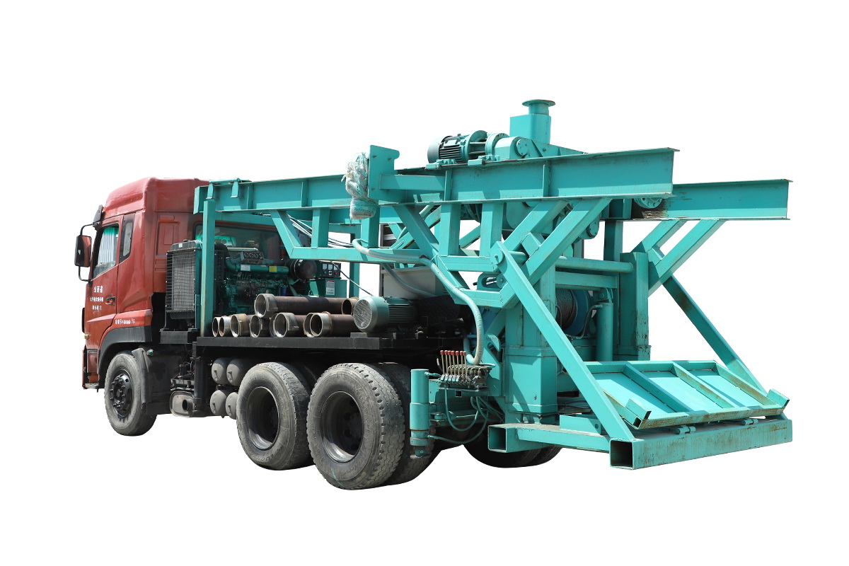 8寸后八輪汽車鉆機